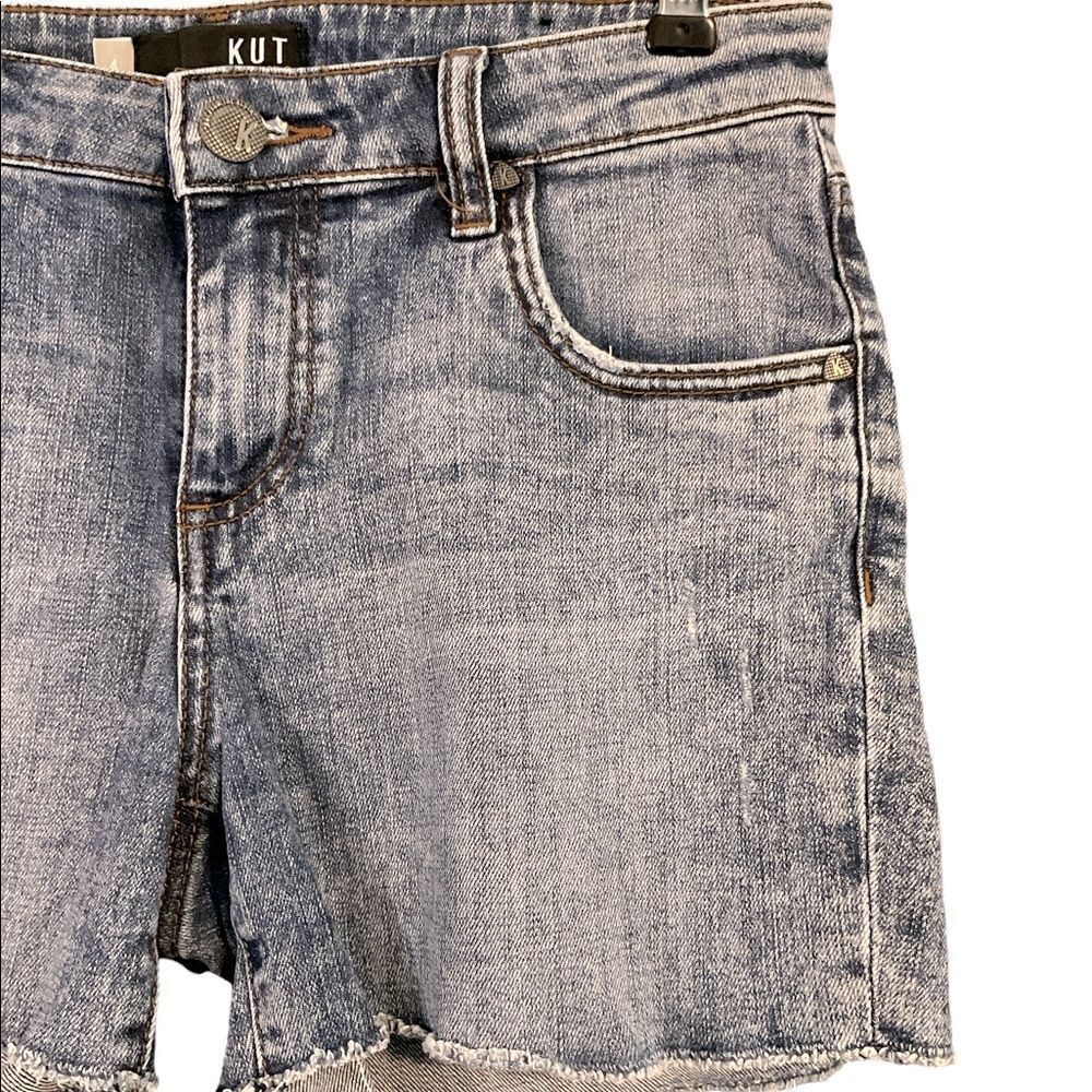 Kut from the kloth gidget fray shorts size 4 - Picture 7 of 8